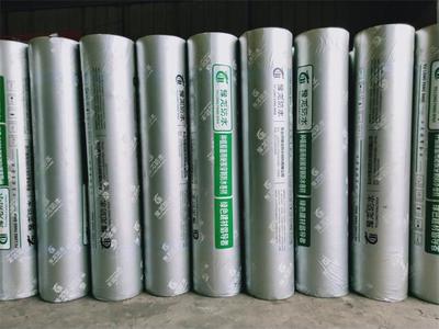 選購(gòu)防水卷材，厚度真是關(guān)鍵嗎？——建筑工程防水的核心核查要素